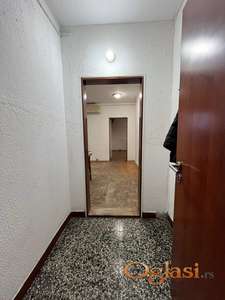 STAN U PETROVARADINU